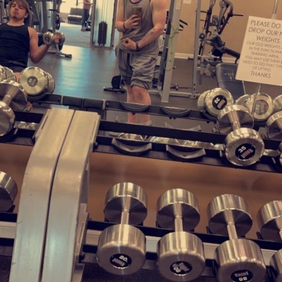 Meet your Posher, Robert - Picture 1 of 1